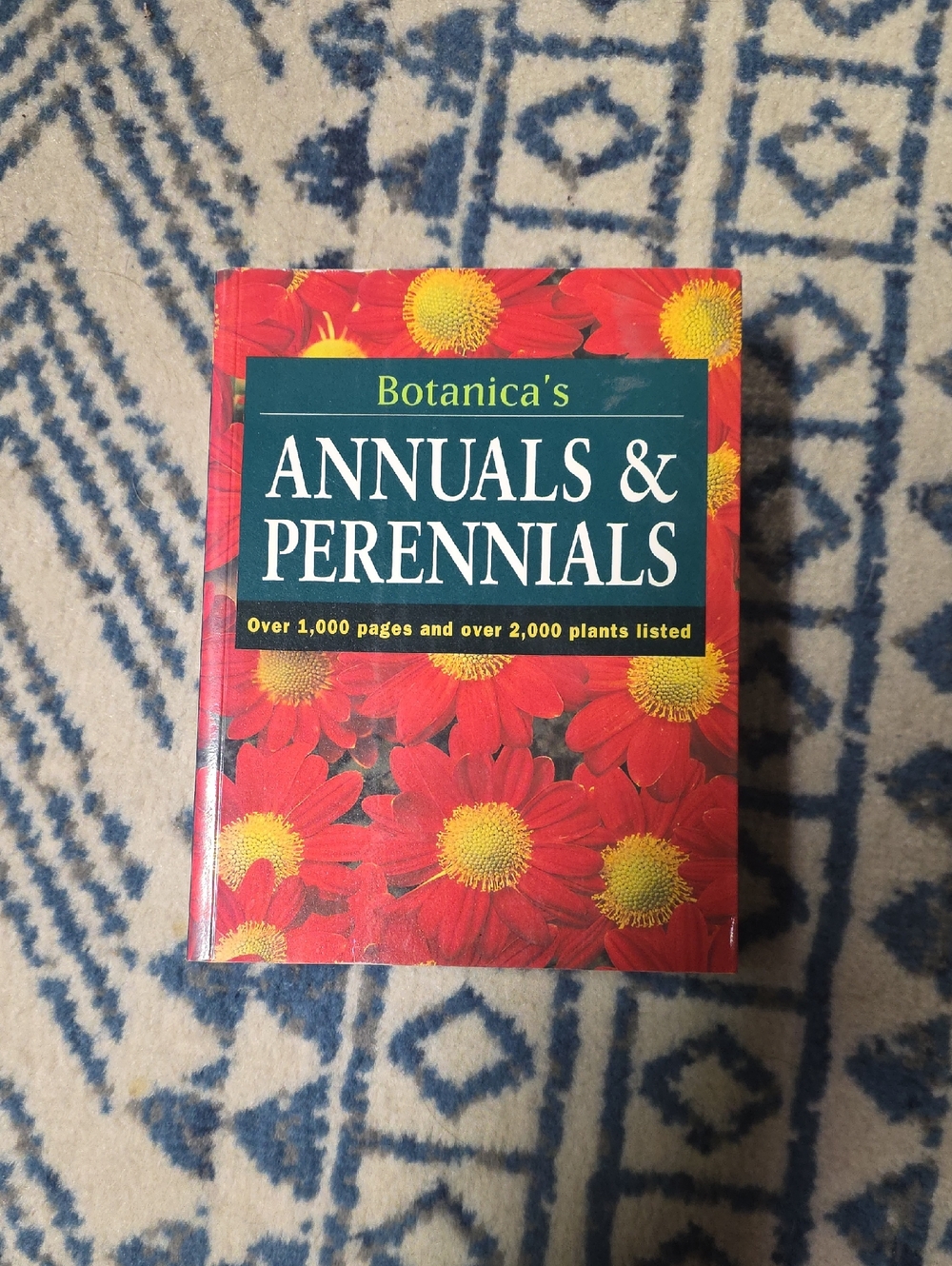 5/25$ Annuals & Perennials Gardening Guide - Red